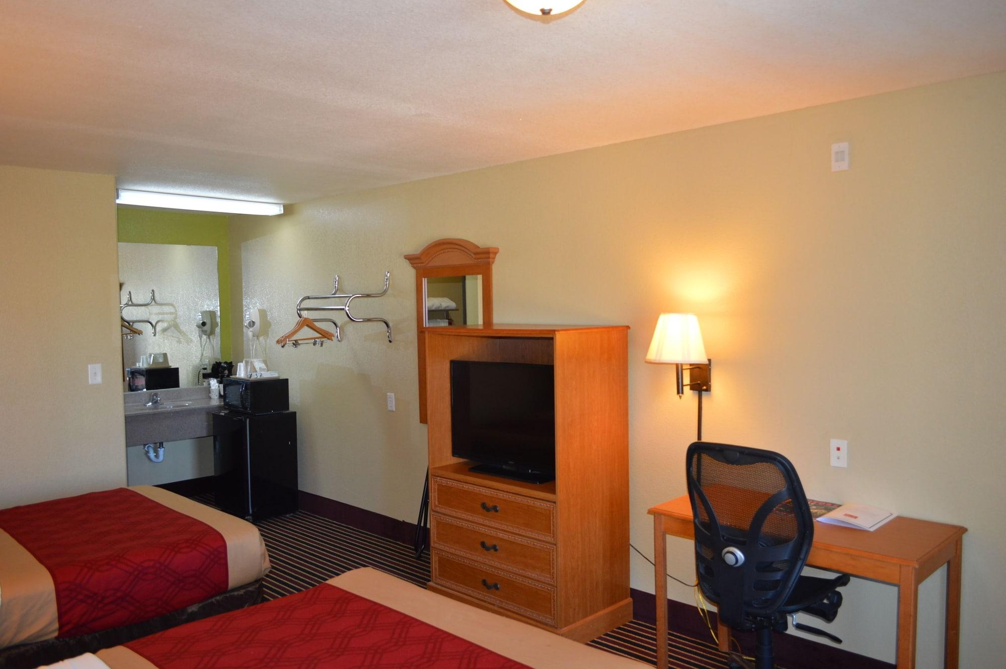 Econo Lodge Lake Charles University Area Exterior photo