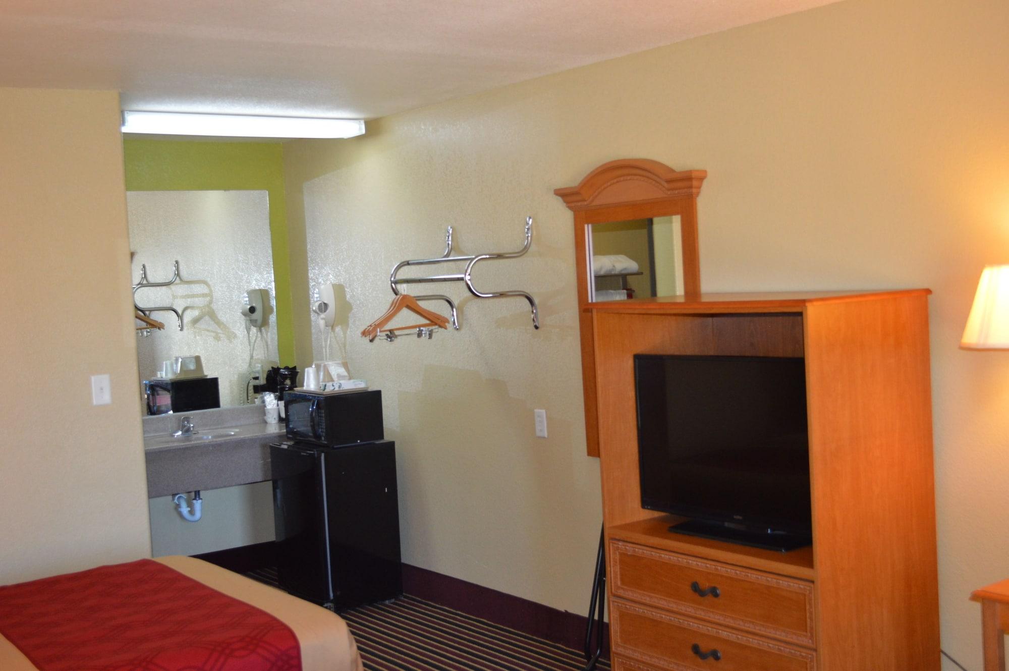 Econo Lodge Lake Charles University Area Exterior photo