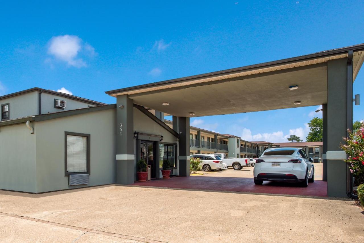 Econo Lodge Lake Charles University Area Exterior photo