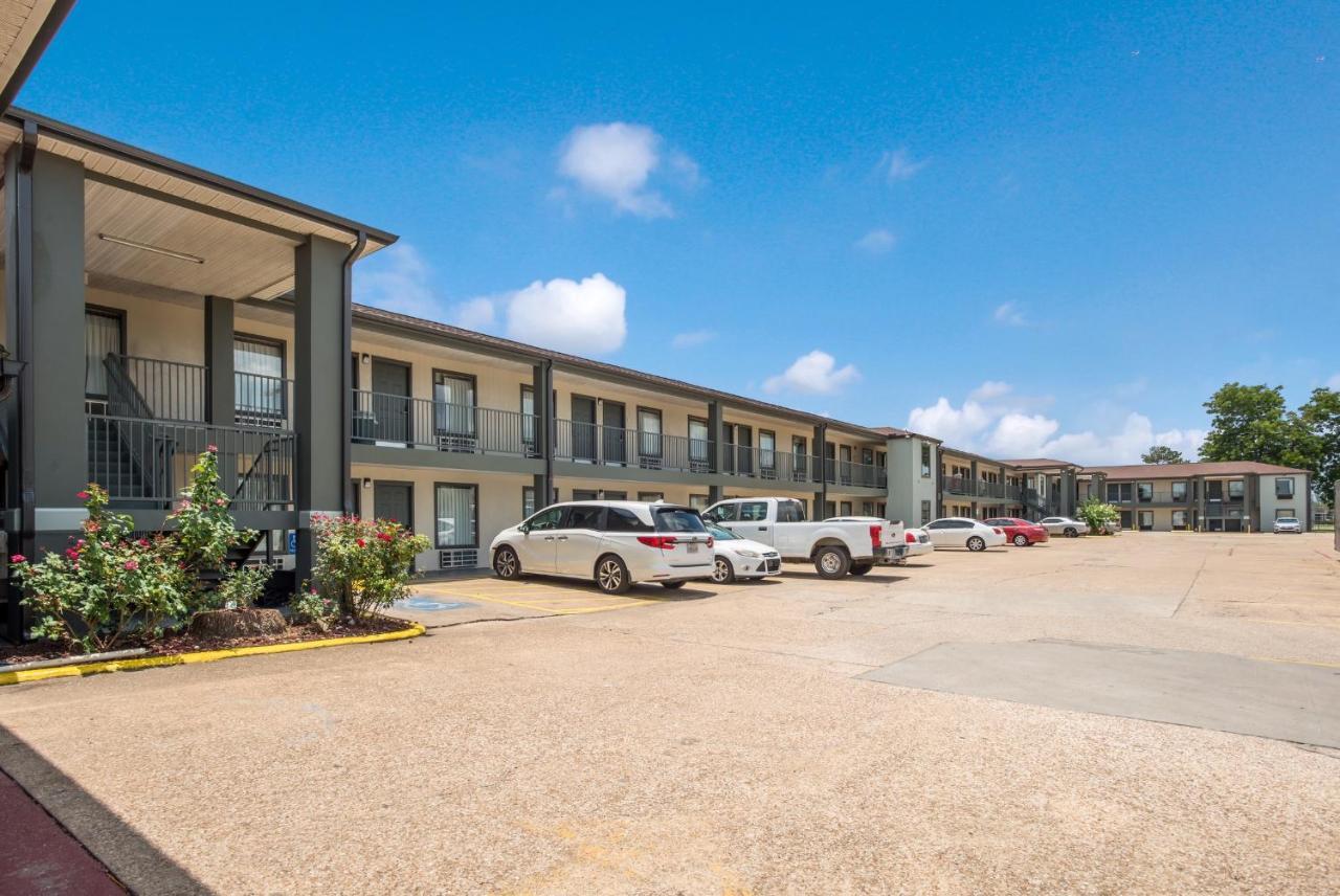 Econo Lodge Lake Charles University Area Exterior photo